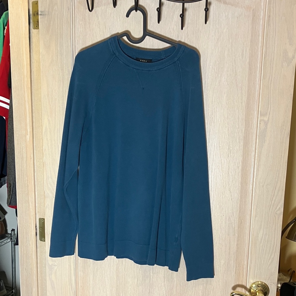 Zara Men's Teal Crewneck Sweater